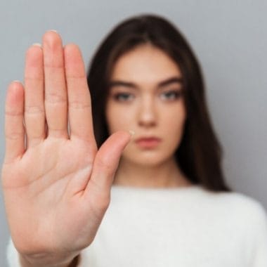 Prohibición del HHC en España: ¿Qué Ha Cambiado?